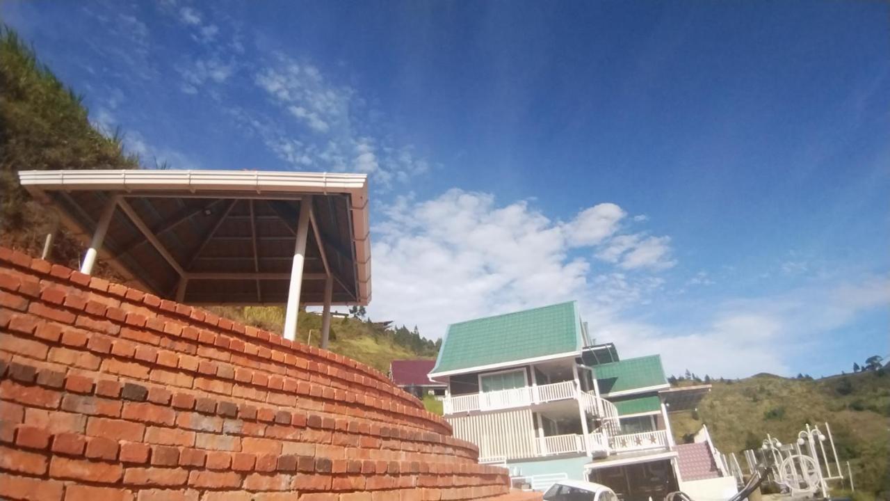Highland Homestay Kundasang ラナウ エクステリア 写真